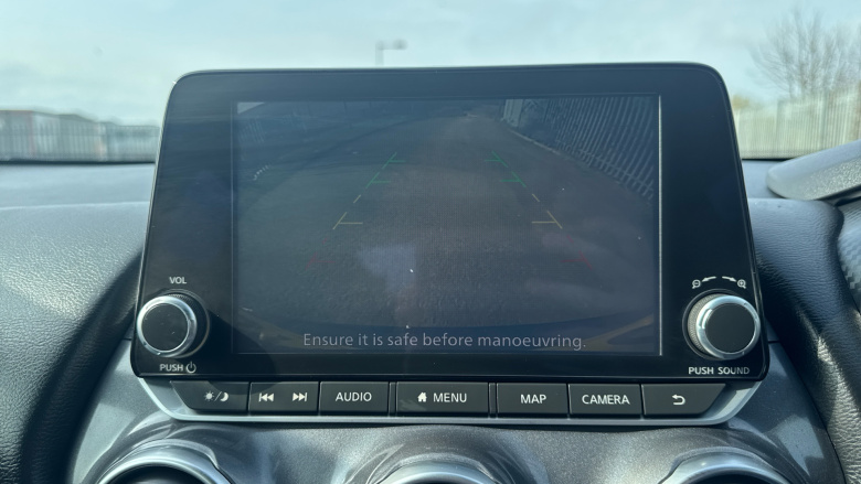 Nissan Juke 1.0 DiG-T 114 N-Connecta 5dr Petrol Hatchback